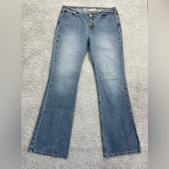 Express Jeans Womens 5/6 Hipster Flare Bell Bottom Y2K Low Cut 3 Button Hippie - Picture 1 of 6